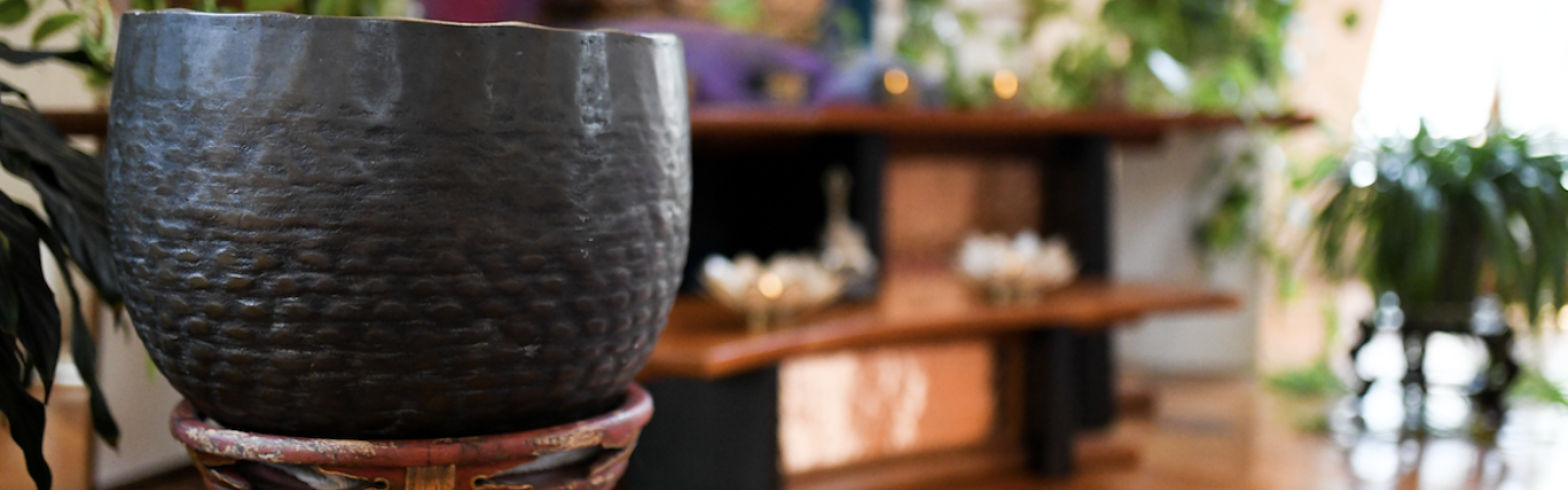Aryaloka's meditation bell and shrine